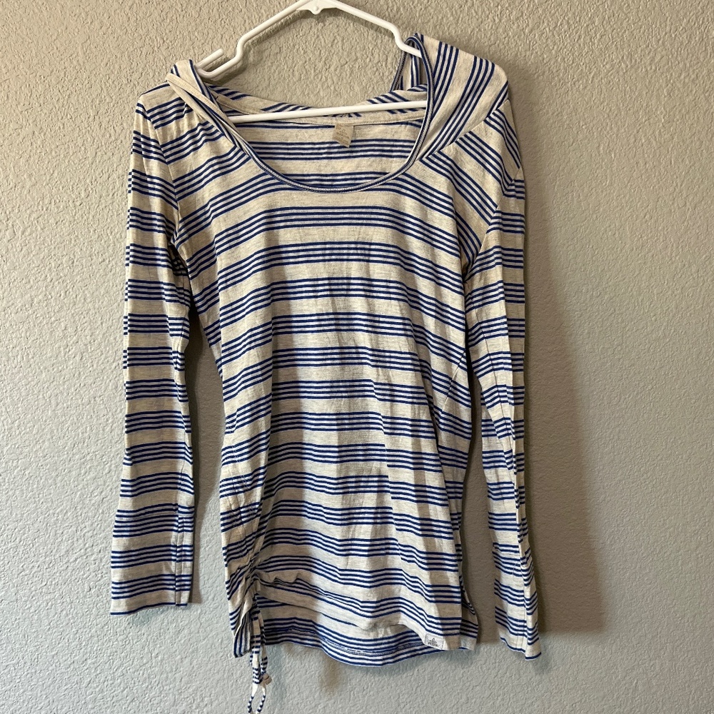 Lightweight hoody sun cover up